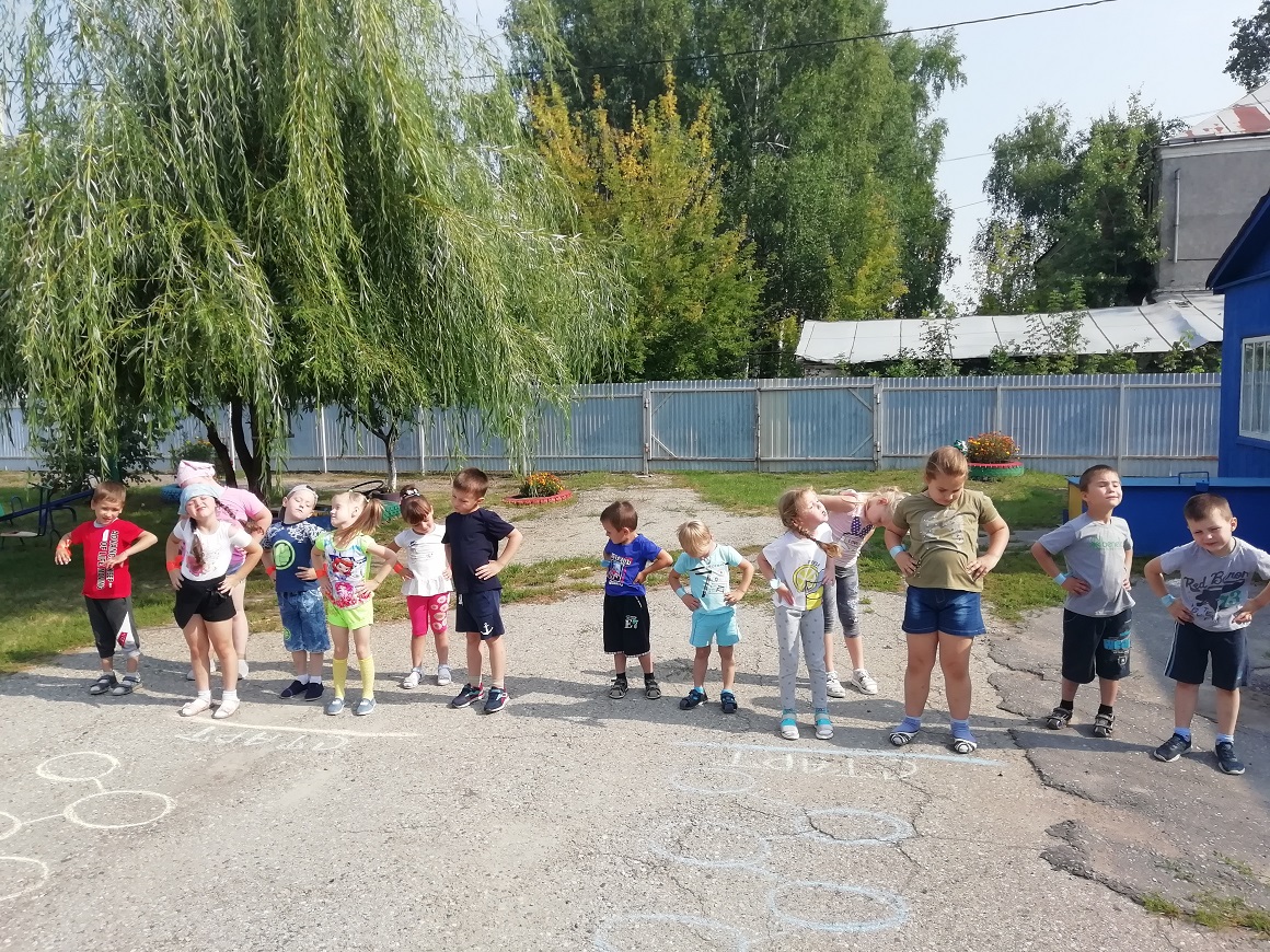 Кто спортом занимается, тот силы набирается!