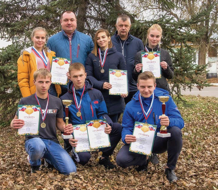 Из Адыгеи с медалями и кубками