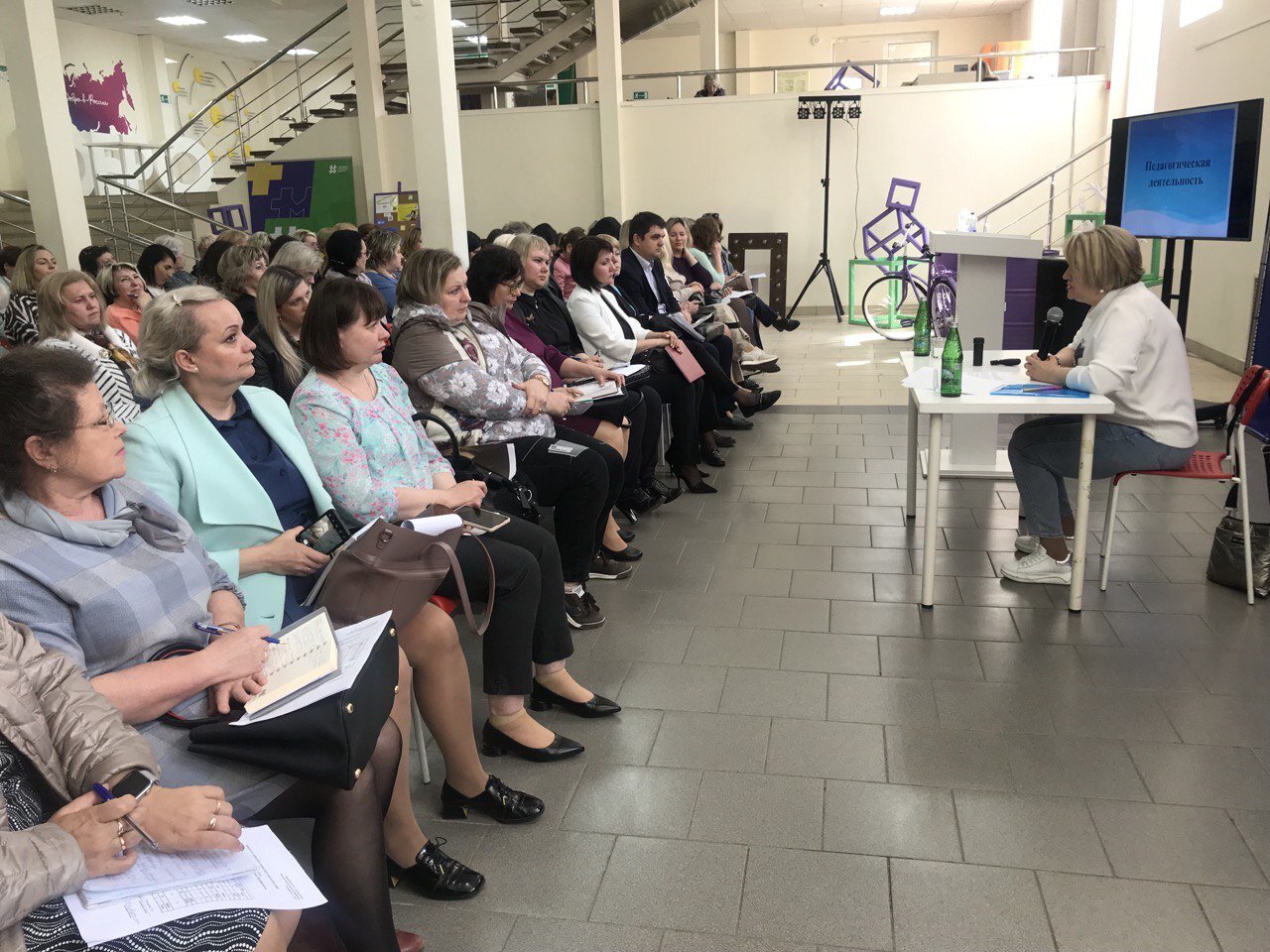 Более 11 тысяч  педагогов Липецкой области получают  досрочные пенсии