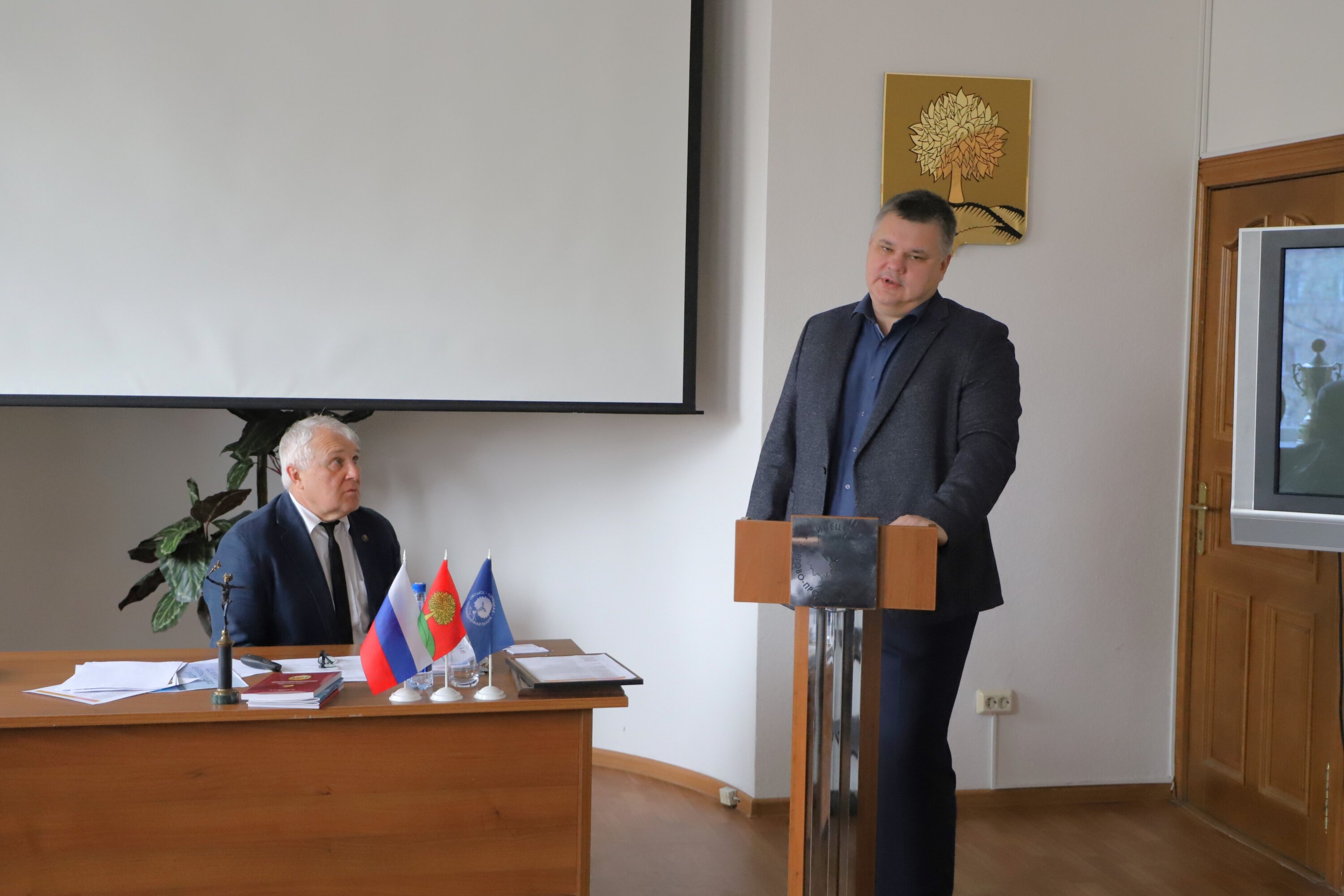 В Липецкой торгово-промышленной палате налоговики рассказали, как с этого года уплачивать НДС на упрощенной системе налогообложения